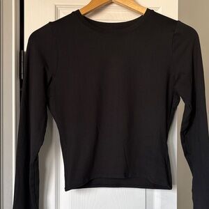 Hollister Black Long-Sleeve Crewneck Tee